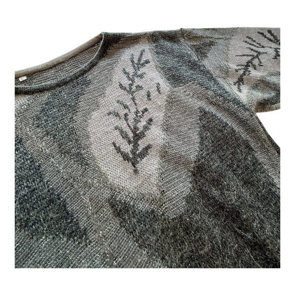 Vintage Leaf Abstract Pattern Wool Blend Sweater - Size Large - Picture 3 of 9